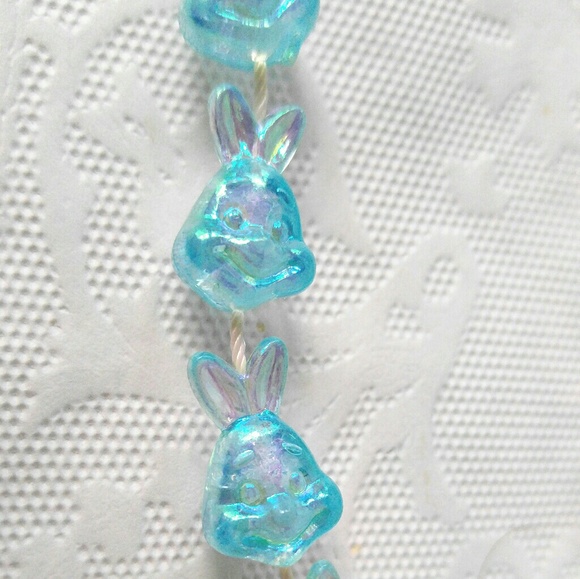 VINTAGE Easter Bunny Necklace-Turquoise-Rabbit - Picture 2 of 3